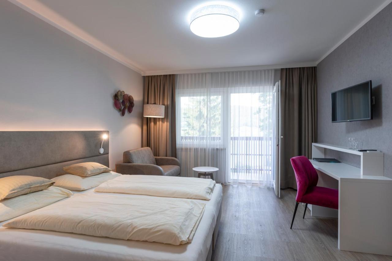 Seehotel Vinzenz Velden am Woerthersee Ngoại thất bức ảnh