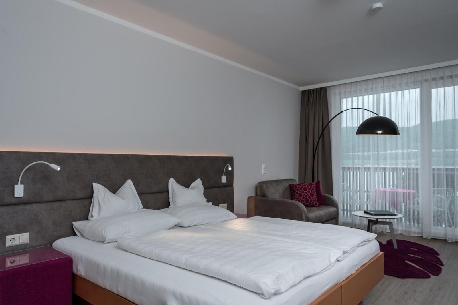 Seehotel Vinzenz Velden am Woerthersee Ngoại thất bức ảnh